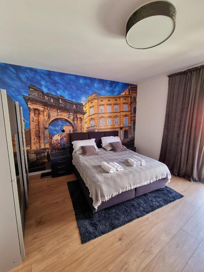 Stivi Luxury Apartments พูลา ภายนอก รูปภาพ