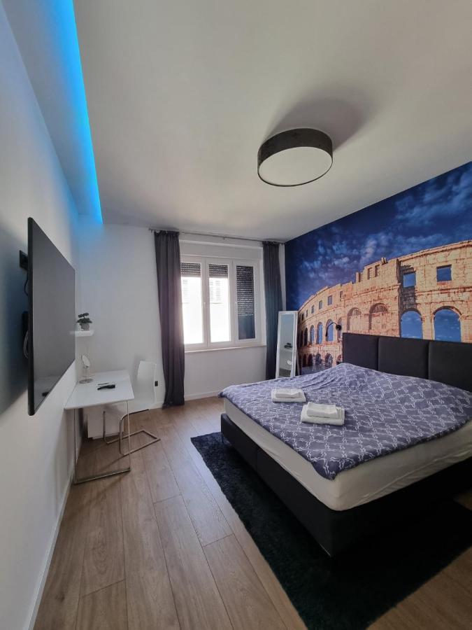 Stivi Luxury Apartments พูลา ภายนอก รูปภาพ