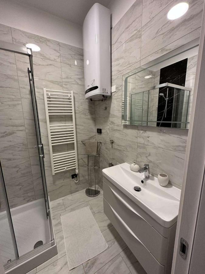 Stivi Luxury Apartments พูลา ภายนอก รูปภาพ